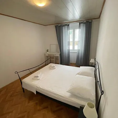 Boutique Kaja Walk To Old Town & Riva Penzion Split