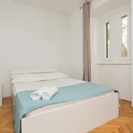 Boutique Kaja Walk To Old Town & Riva Split