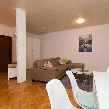 Kaja Apartment Split Centre Pensión *